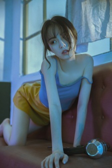 纯情佳偶